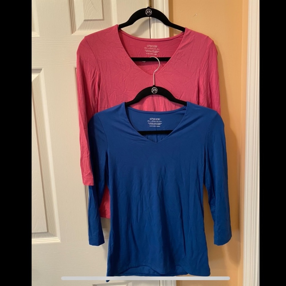 Chico’s 2 Small stretch 3/4 sleeve shirts 🌸💙